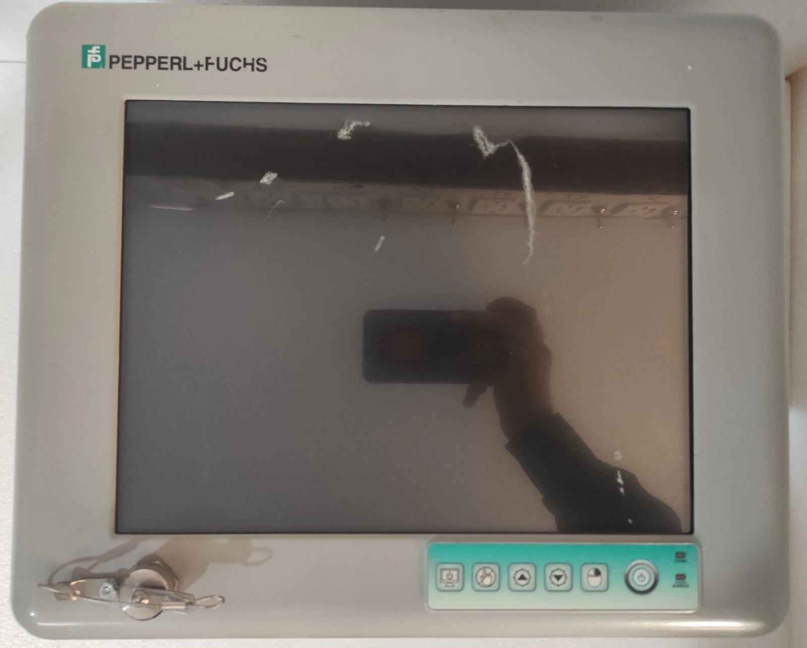 Pepperl+Fuchs PC9715R-W3-C2DC-XT1BF0LW-S0-N0 PN 547226-0097 Touch Pad Not Workin